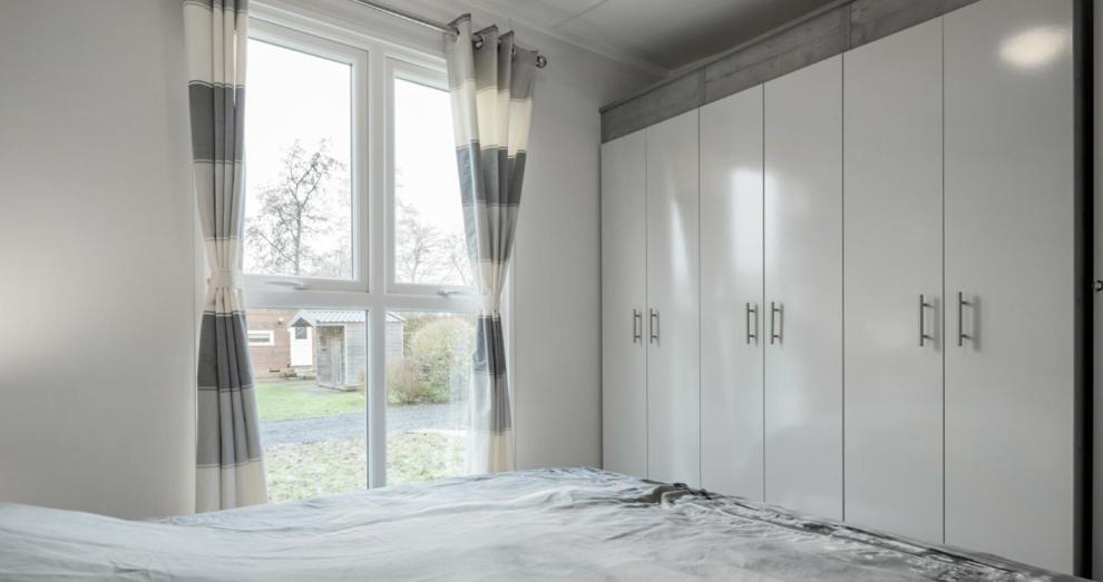 De Friese Wadden Hotel Tzummarum Bagian luar foto
